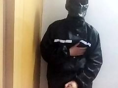 cute girl play dildo masturbasi cum