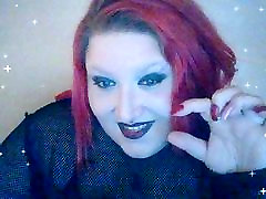 Submit to BBW Findomme Goddess Mistress Vyxen