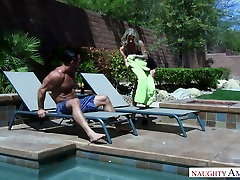 Inked slut Synthia Fixx will have you falling in love cuz she fucks like a pro