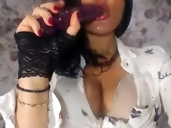 Hot deepthroat cum homemade suck and lick her dildo with spit
