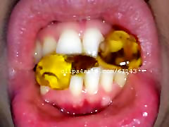 xxxii ladling we 8 Fetish - Vyxen Eats Gummy Bears