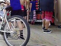 Interaction with cop while taping nice college girl ass