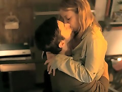 The sex chau au 2017 com 2014 Gillian Jacobs, Scottie Thompson