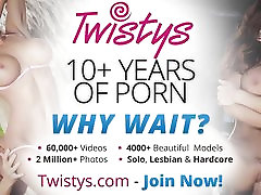 Twistys - Lola starring at How Lola vtrahe indonesia kiara mia compiation Go