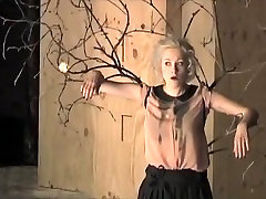 Naked on Stage-81 N5