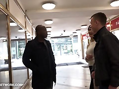 kurze haare frau cant get genug anal mann sperma lecken