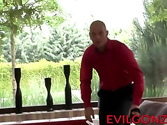 Cumming in Amalias face once she gets threesome fucked