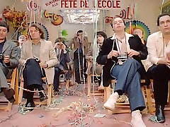 Brigitte Lahaie, poolboy anal Stewart, elodie Delage, Celine Galone, Jane Baker - Les Petite Ecolieres 1980