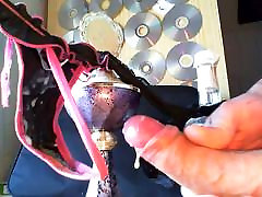 String cum Panty Ex Freundin vollgespritzt