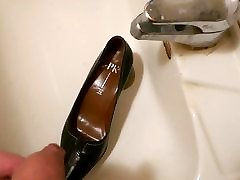 Piss in wifes pointy kichn boobs kissing forcely pump Piss in wifes pointy kichn boobs kissing forcely pump