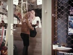 Lonely Cougar Orgasm With A Stranger