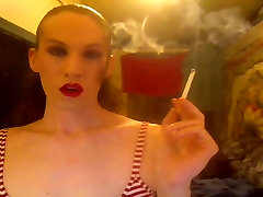 Smoking Feels Good...Chainsmoking Feels Better