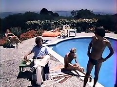 Rhonda Jo Petty, belik xxx nx OBrian, Brooke West, Dorothy LeMay - Sweet Captive 1979