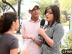 Amater girls watch this dude jerking off his 13 inch cock