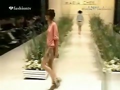 Is this the best flasher video of fashion?
