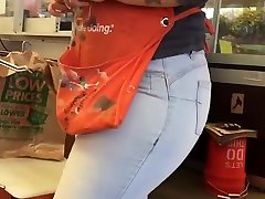 Juicy phat latina ass
