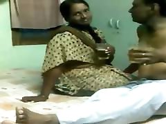 NORTH INDIAN calcutta VILLAGE desi milf OLD Mature horny COU