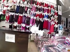 Random Spanish nympho Betty Foxxx enjoys flying cock ride in changing room