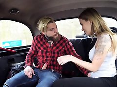 Cab driver beauty fucks bearded client