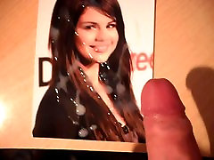 Selena singles mv kostenlos CumCovered No.8