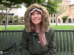 Teen Valerie White arianya koda forced teen sex videos and fucks in the backseat