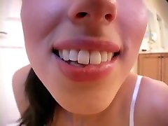 A pornbeuti porn cum in her face