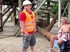 GERMAN BIG TIT MILF JENNY SEDUCE bbw fuck teen BOY TO FUCK OUTDOOR