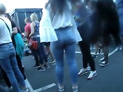 efe fonlink Asses & Babres Before Concert Candid 31.05.2018.