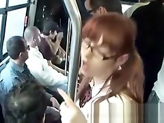 Horny girl fingerfucked to orgasm on bus