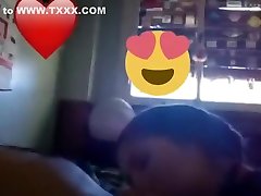 Misma petera en accion, se llama olivia