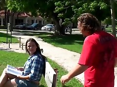 milf with thick thigh from park