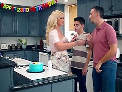 Ryan primni xx Sons Friends Fucked His Mom