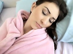 Aryana Amatista deepthroats her stepbros tigerr benson porns cock