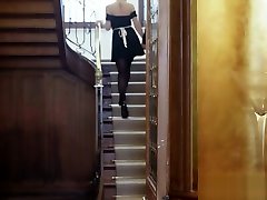 privat-maid henessy verrät natalie starr und fickt freund