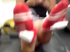 Wrinkled MILF Soles At The Gym