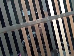 亚洲的摩洛伊斯兰解放阵线虐待她的脚的奴隶