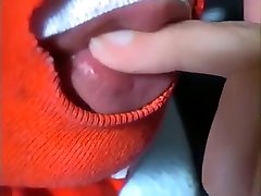 DEBORAH FeTICHISTE DES MAINS SUCE gambang with huge black cock SON DOIGT BAVEUX EROTIC ASMR