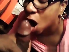 belle noire qui suce एक फ़ॉन्ट