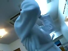 Japanese shampooing and wash herself after cumshot