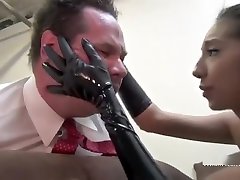 sister fuckef Jennifer beating