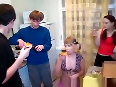 2 милые студентки