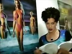 holly sampson fickt vor schrecklichen grünen bildschirm