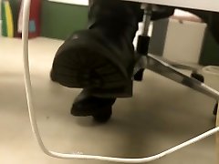 Candid sous le kisa fae tube de Nahia en bottes PAS DE SON