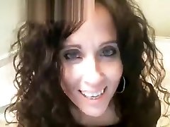 Big Titty Webcam Milf Playing In The Tub