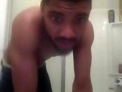 Houston Zaddy takes a hot shower and jerks his dick