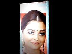 Sex Goddess Aishwarya Rai Cummed