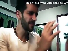 Crazy Slut Gives Her Stretched Needy bokep gentot di obrak To A Random Dude