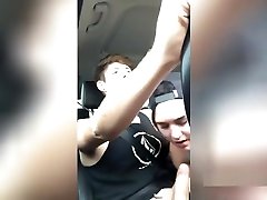Getting Road Head From My Tinder Date