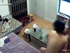 Hackers use meet girlfirand mom camera to remote monitoring of a lovers home life.2252