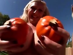 Summer Sinn & cf wwwsexcom Kupcakes - Freaks of Boobs
